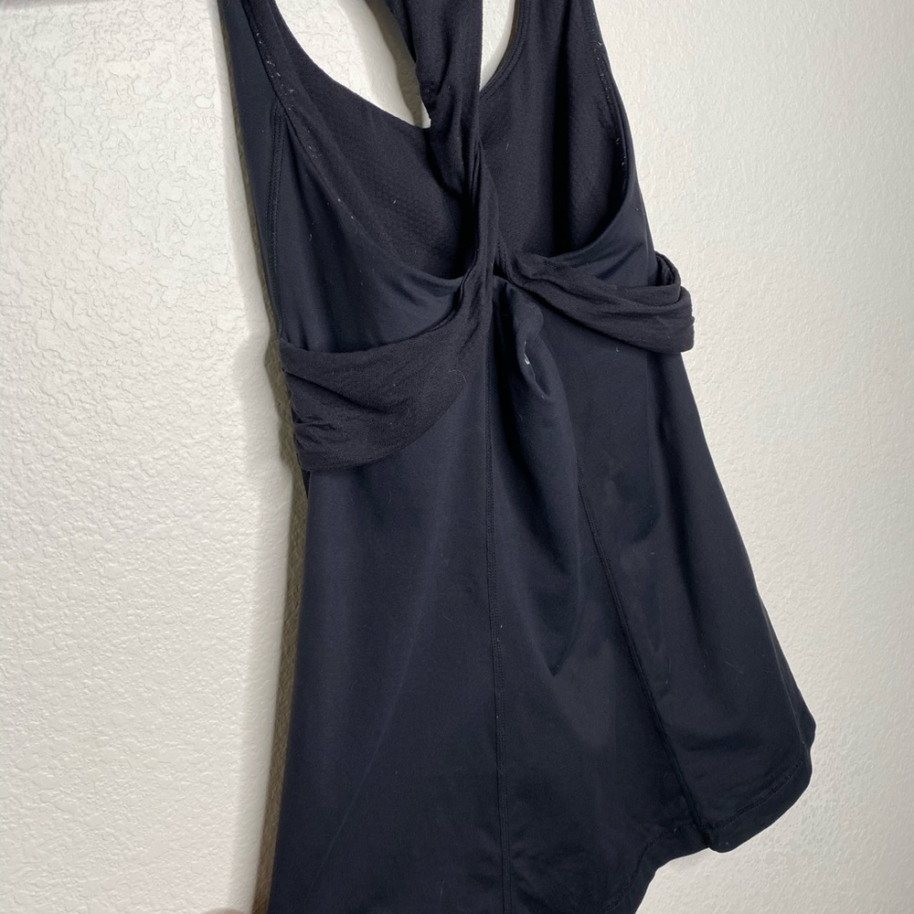 Lululemon Twist Racerback 🖤 - Picture 4 of 6